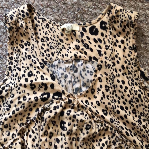 Leopard Ruffle Blouse - Picture 2 of 4